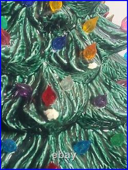Vintage 1970's Ceramic Christmas Tree 17 with Holly Base Nowell's Mold Tested