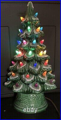 Vintage 1970s/80s Flocked Ceramic Xmas Tree Light Beautiful 17 Inch SEE PICS