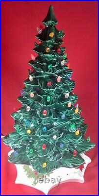 Vintage 1972 Byron Molds 21 Ceramic Christmas Tree Lighted w Peg Lights & Base
