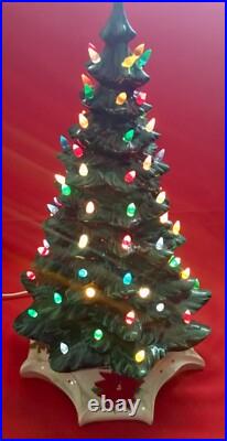 Vintage 1972 Byron Molds 21 Ceramic Christmas Tree Lighted w Peg Lights & Base