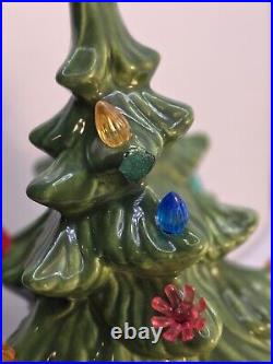 Vintage 1973 Ceramic Christmas Tree With Base 14 Lights Star Green