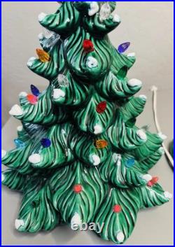Vintage 1974 ATLANTIC MOLD 17 Ceramic Christmas Tree & Base Signed NICE