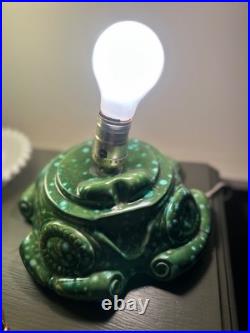 Vintage 1974 Atlantic Mold Ceramic Green Christmas Tree & Base w Flocked Snow