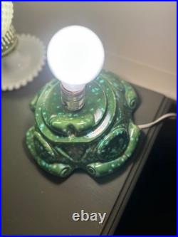 Vintage 1974 Atlantic Mold Ceramic Green Christmas Tree & Base w Flocked Snow