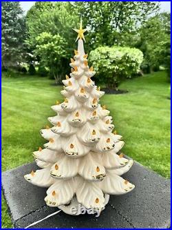 Vintage 1974 Atlantic Mold White Ceramic Christmas Tree 24 Tall With Base