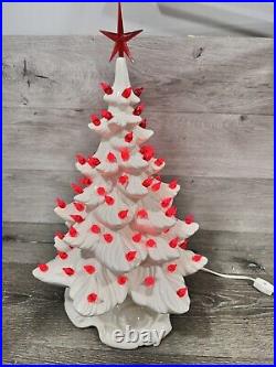 Vintage 1974 Atlantic Mold White Ceramic Christmas Tree 24 Tall With Base