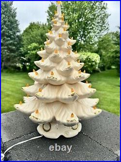 Vintage 1974 Atlantic Mold White Ceramic Christmas Tree 24 Tall With Base