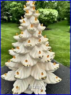 Vintage 1974 Atlantic Mold White Ceramic Christmas Tree 24 Tall With Base