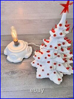 Vintage 1974 Atlantic Mold White Ceramic Christmas Tree 24 Tall With Base