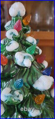 Vintage 1976 Ceramic Mold Snow Cap Lights Christmas Tree 13 Origional