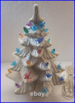 Vintage 1977 Carol Ceramic Lit Christmas Tree White Iridescent 13 read desc