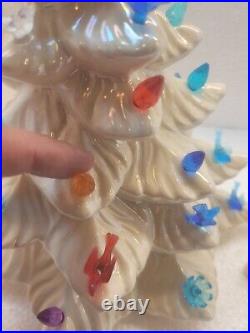 Vintage 1977 Carol Ceramic Lit Christmas Tree White Iridescent 13 read desc