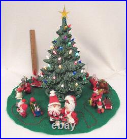 Vintage 1978 Nowell's Mold Ceramic Light Up Christmas Tree Skirt Cover Figures