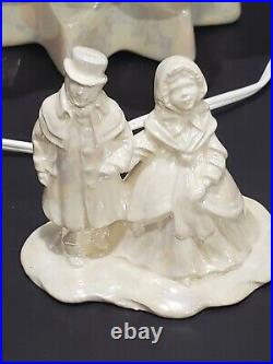 Vintage 1979 Ceramic White Christmas Tree Light & Figurine Inside Byron Mold