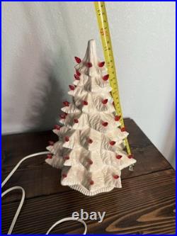 Vintage 1979 Scioto Ceramics 12 Lighted Ceramic Christmas Tree & Base RARE