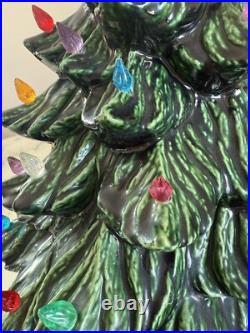 Vintage 1982 16 Green Ceramic Christmas Tree With Lights