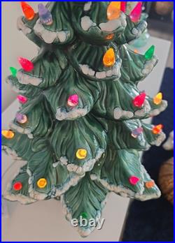 Vintage 20.5 X14 Flocked Atlantic Mold Ceramic Christmas Tree Scroll Base Star