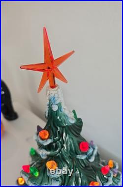 Vintage 20.5 X14 Flocked Atlantic Mold Ceramic Christmas Tree Scroll Base Star
