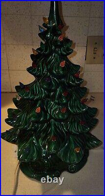 Vintage 20 Atlantic Mold Ceramic Light Up Christmas Tree Extra Lights Pine Tree
