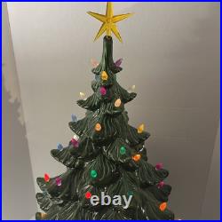 Vintage 24 Atlantic Mold Ceramic Christmas Tree Green 25x15 Ornament Vintage 24 Atlantic Mold Ceramic Christmas Tree Green 25x15 Ornament