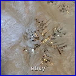 Vintage 4' EVERGLEAM Pom Pom Retro Stainless Aluminum Christmas Tree 4 Ft Vintage 4' EVERGLEAM Pom Pom Retro Stainless Aluminum Christmas Tree 4 Ft