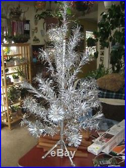 Vintage 4 Foot Silver Glow Lifetime Stainless Aluminum Christmas Tree By Arandel