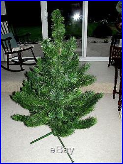 Vintage 4 foot Artificial Green Bottle Brush Christmas Tree fat branches