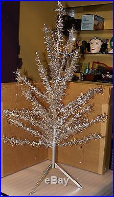 Vintage 4 foot Tall Aluminum Christmas Tree w Box Mid Century Holiday Xmas
