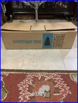 Vintage 4 ft Aluminum Christmas Tree 52 Branches & Original Box & Sleeves