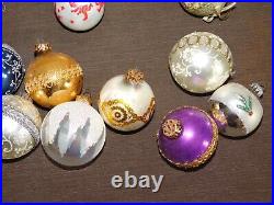 Vintage 5 Boxes Of Christmas Tree Ornaments Balls