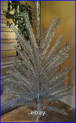 Vintage 6 1/2' Stainless Aluminum Christmas Tree 66 Splendor Curl Twist Branches