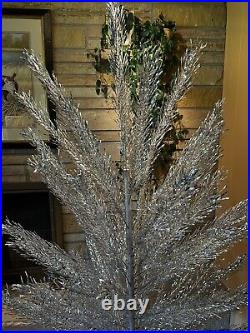 Vintage 6 1/2' Stainless Aluminum Christmas Tree 66 Splendor Curl Twist Branches