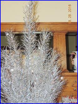 Vintage 6' 8 Aluminum Christmas Tree 89 20 Branches Tripod Base Stunning