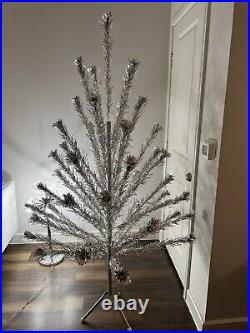 Vintage 6 FT Aluminum Pom Pom Christmas Tree With Stand & Box