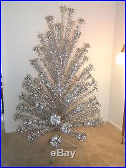 Vintage 6 Ft Evergleam Aluminum 94 Branch Palm Christmas Tree With Stand