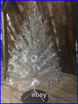Vintage 6 Silver Forest Deluxe Aluminum Christmas Tree withoriginal box 1960s