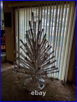 Vintage 6 ft. Aluminum Christmas Tree with Sleeves & Box 94 Limbs