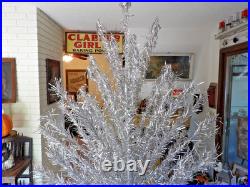 Vintage 7' Foot Aluminum Christmas Tree 124 Branches And Stand