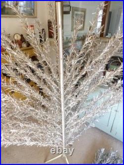 Vintage 7' Foot Aluminum Christmas Tree 124 Branches And Stand