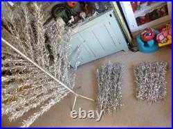 Vintage 7' Foot Aluminum Christmas Tree 124 Branches And Stand