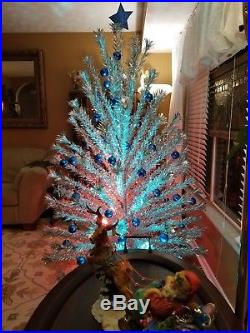 Vintage 7' POM POM ALUMINUM CHRISTMAS TREE Rotating Base 2 Color Wheels 130 Bnch