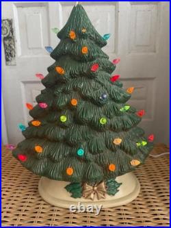 Vintage 70's Green Ceramic Light Up Christmas Tree Holly Base 16 Vintage 70's Green Ceramic Light Up Christmas Tree Holly Base 16