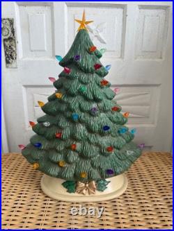 Vintage 70's Green Ceramic Light Up Christmas Tree Holly Base 16 Vintage 70's Green Ceramic Light Up Christmas Tree Holly Base 16