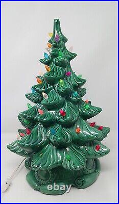 Vintage 70's Lighted Atlantic Mold Green 16.5 Ceramic Christmas Tree READ
