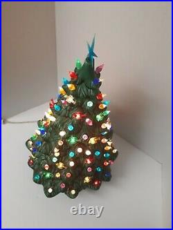 Vintage 83' HM Holland Mold Large Ceramic Christmas Tree with Base 19in x12in