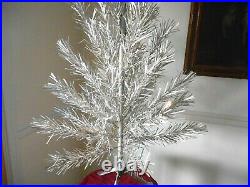 Vintage ALUMINUM SPARKLER 4 1/2 FT. CHRISTMAS TREE Complete in Box with Stand