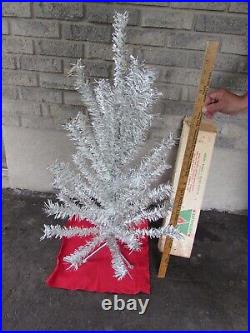 Vintage ASTRALITE Aluminum-Like Vinyl Christmas Tree Tabletop 38Canada 1970-79