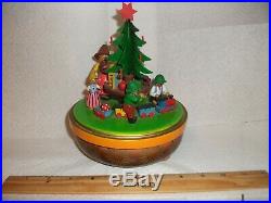 Vintage Adorable German Steinbach Reuge Wood Around the Christmas Tree Music Box