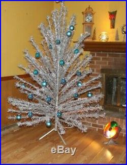 Vintage Aluminum 7ft Christmas Tree The Sparkler withBox & Color Wheel! Cool