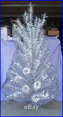 Vintage Aluminum Christmas Tree Pom Pom 6' With 89 Branches